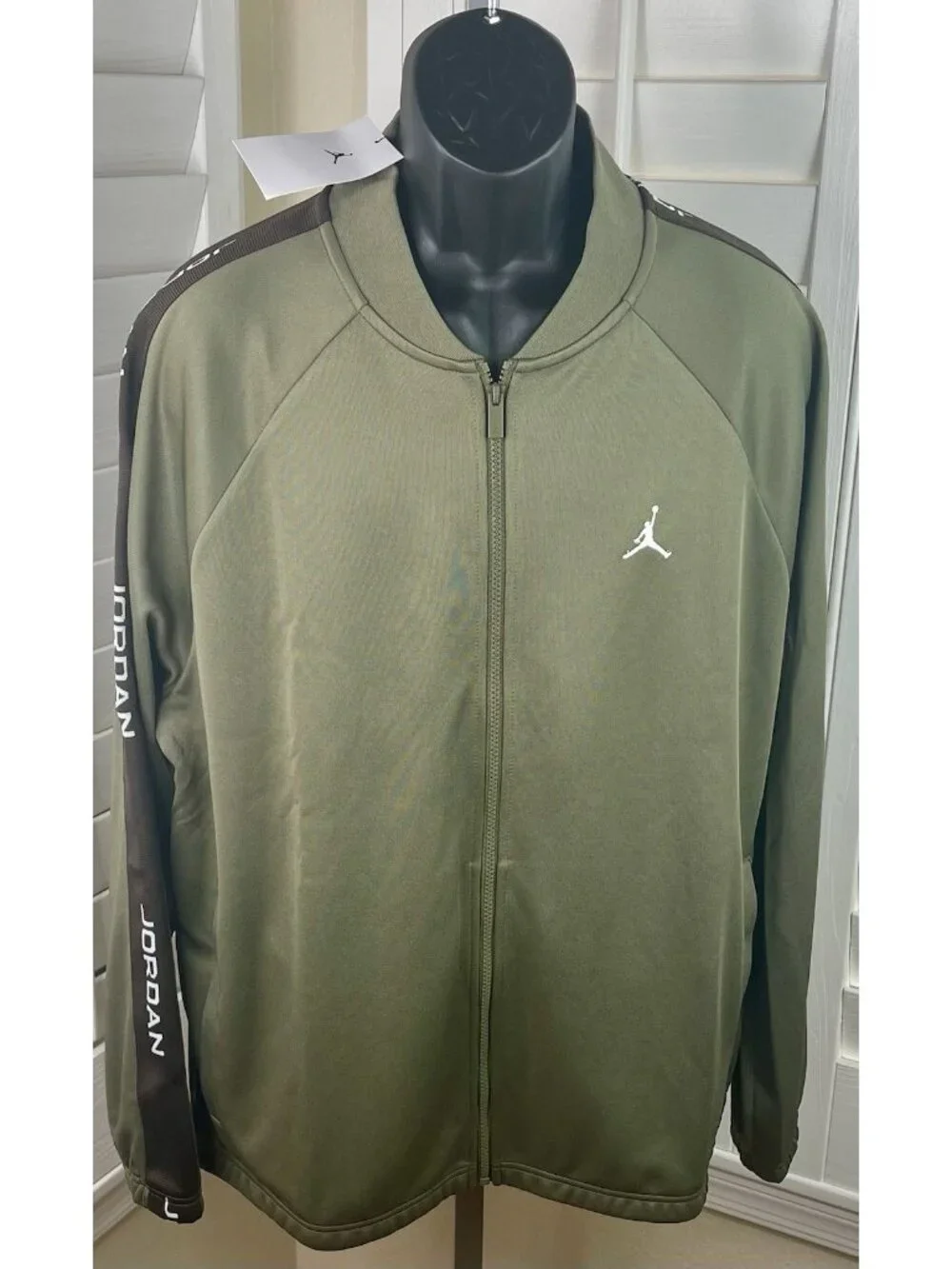 Nike Air Jordan Essentials Jordan Olive Tracksuit Jacket - HF9339-222 - Men’s XL